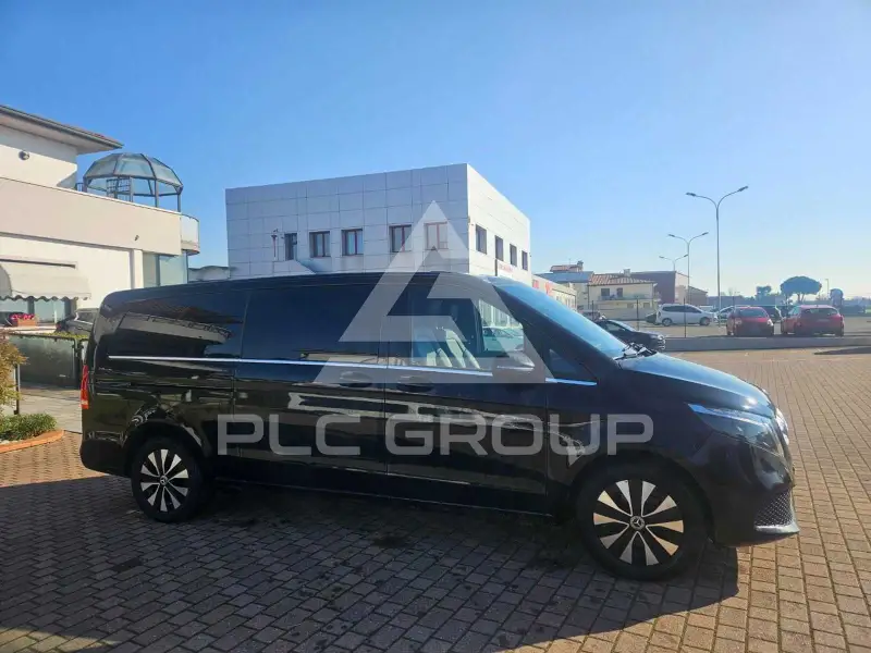 2023 Mercedes Benz V