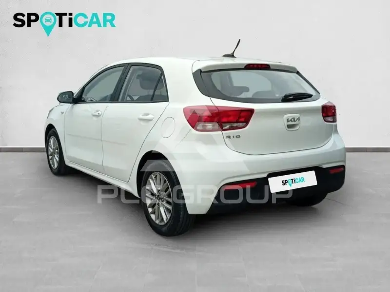 2023 KIA Rio