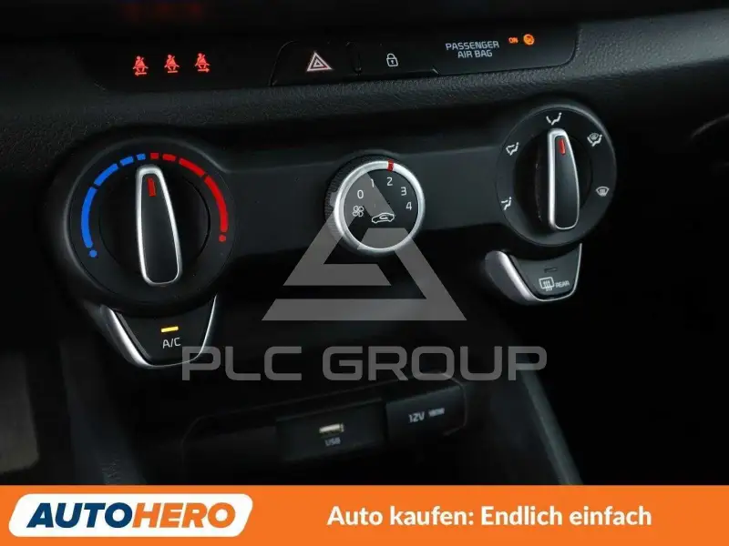 2023 KIA Rio