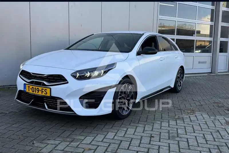 2023 KIA Ceed