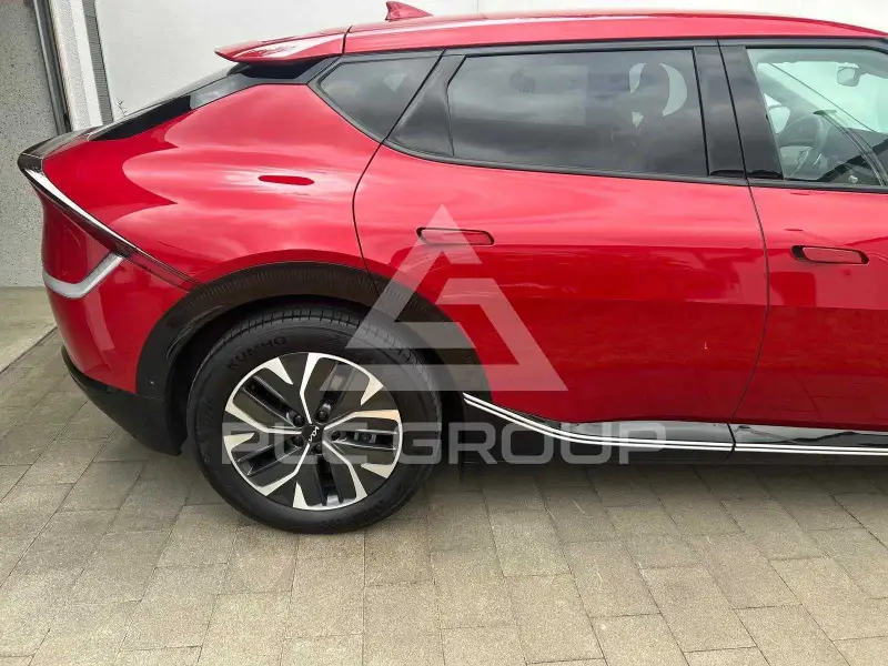 2023 KIA EV