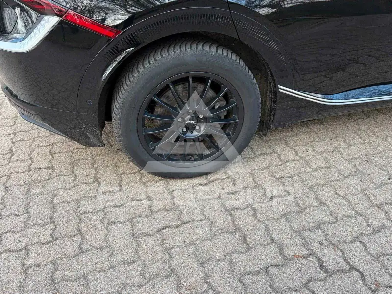 2023 KIA EV