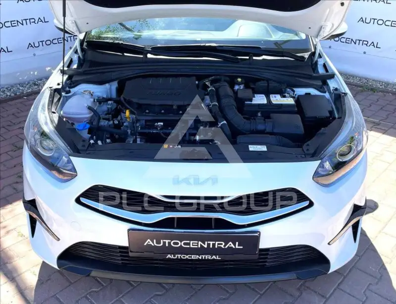 2023 KIA Ceed