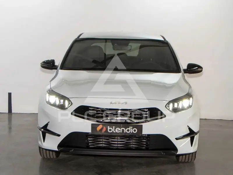 2023 KIA Ceed