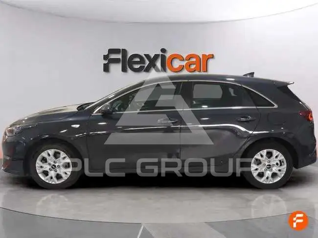 2023 KIA Ceed