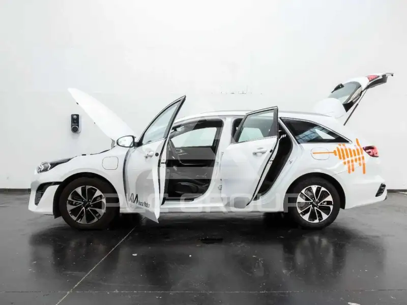 2023 KIA Ceed