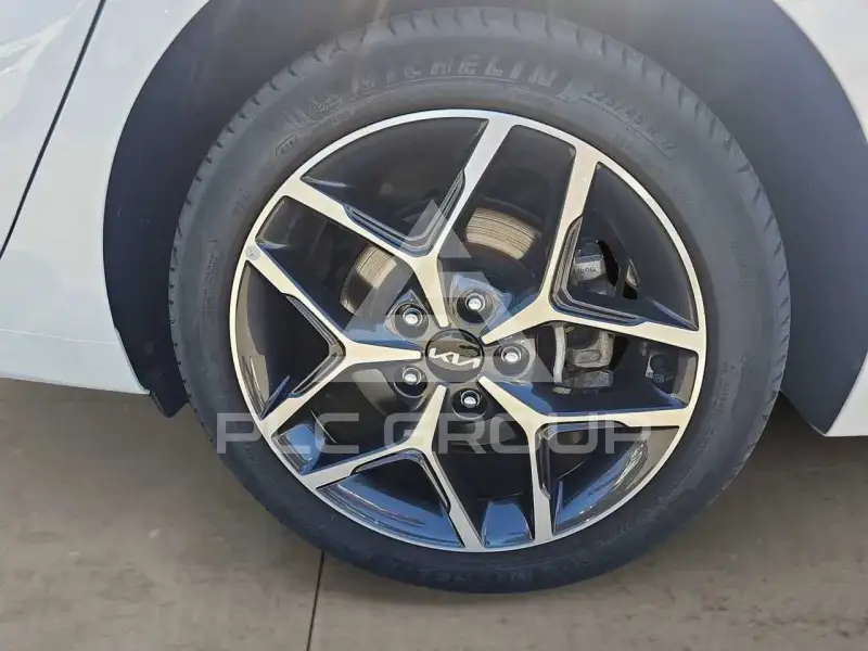 2023 KIA Ceed
