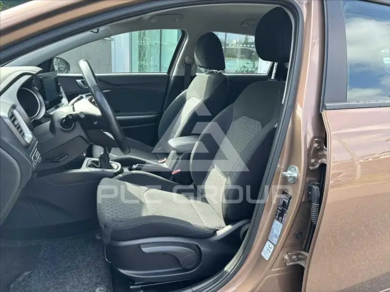 2023 KIA Ceed