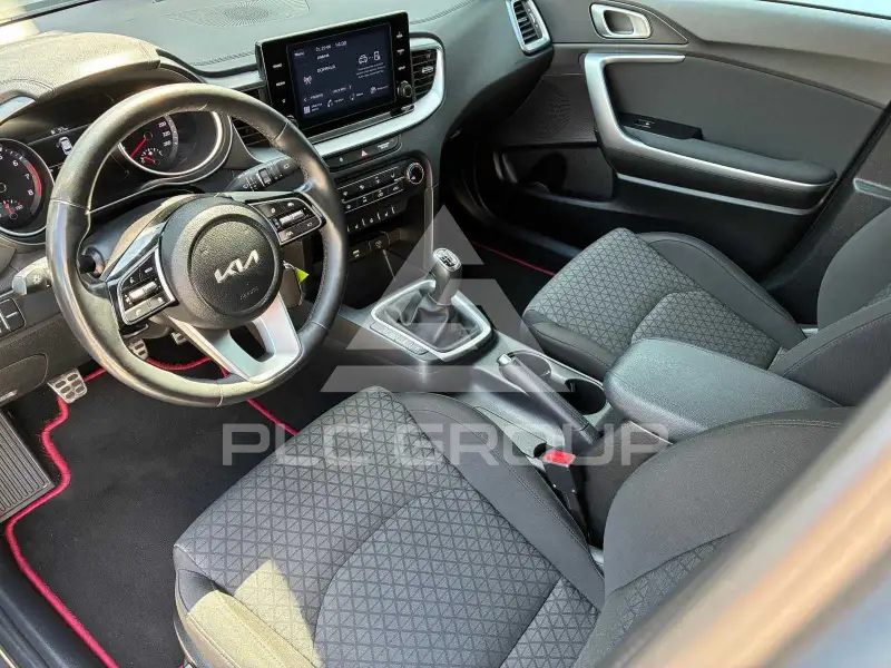 2023 KIA Ceed