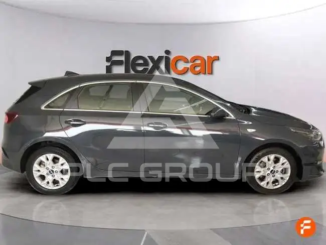 2023 KIA Ceed