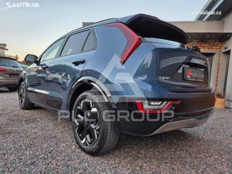 2023 KIA Niro