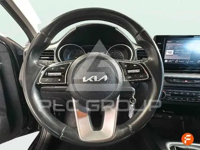2023 KIA XCEED