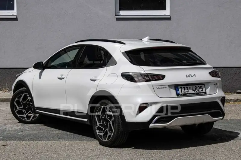 2023 KIA XCEED