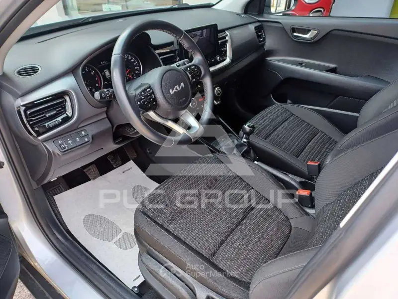 2023 KIA Stonic