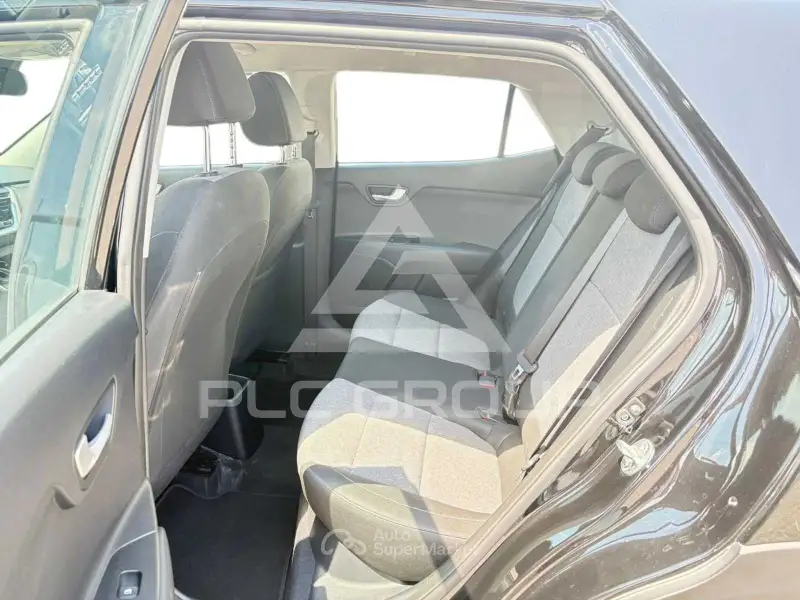 2023 KIA Stonic