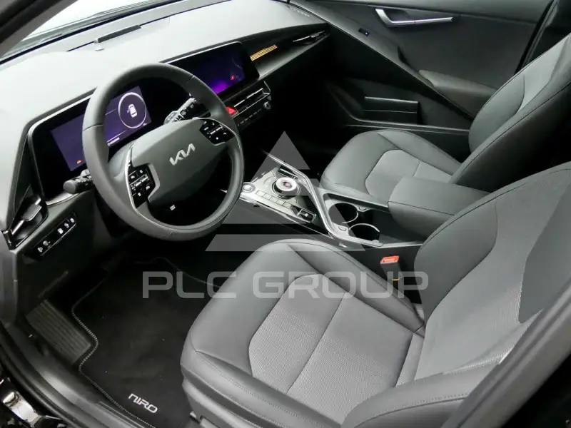 2023 KIA Niro
