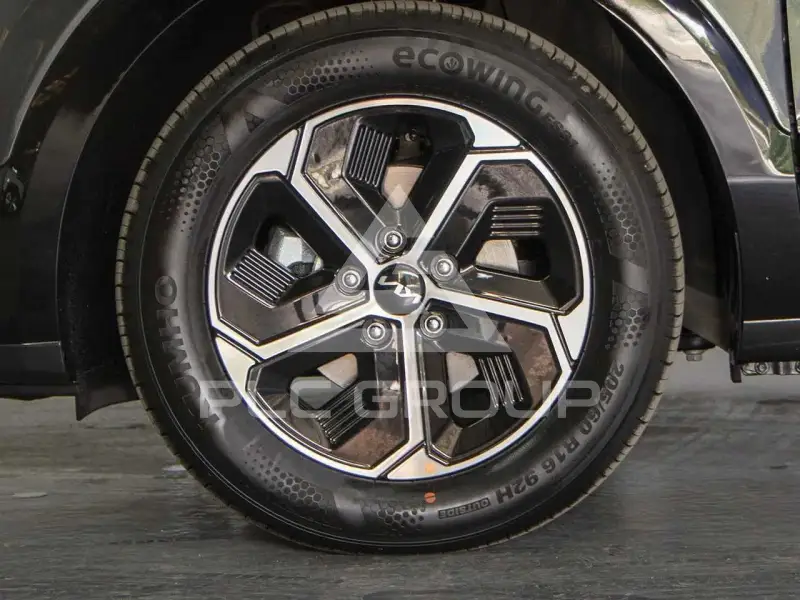 2023 KIA Niro