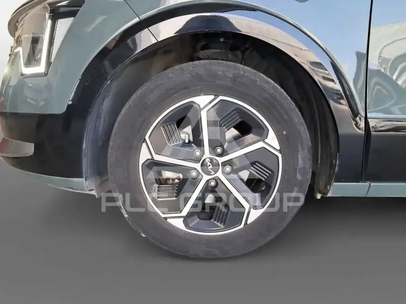 2023 KIA Niro