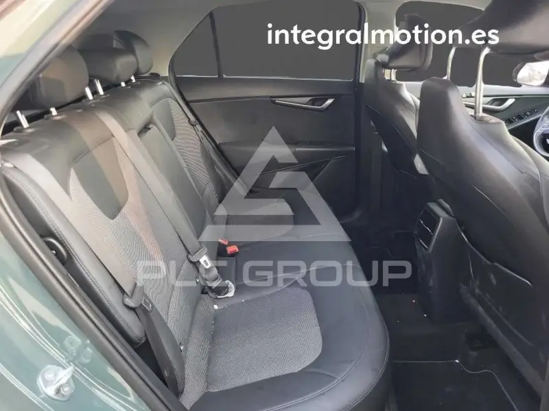 2023 KIA Niro