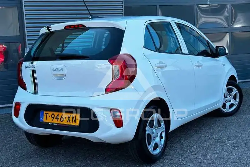 2023 KIA Picanto