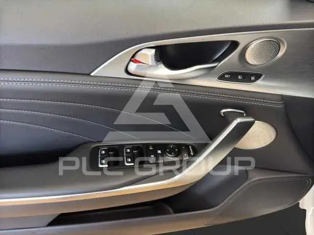 2023 KIA Stinger
