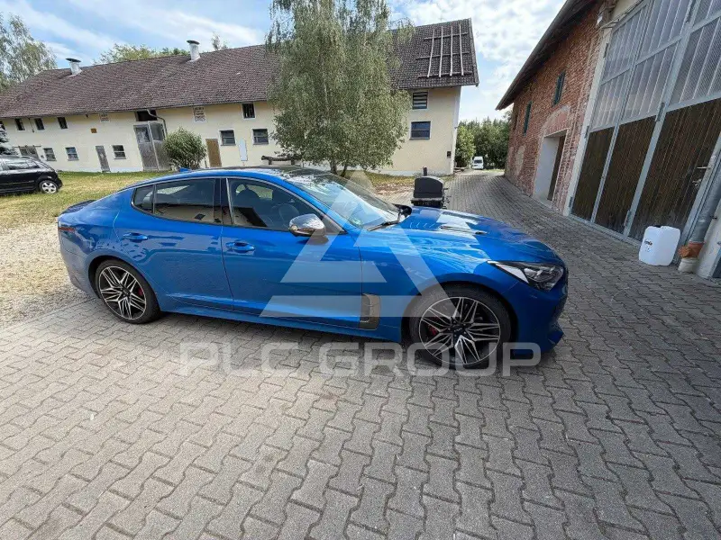 2023 KIA Stinger