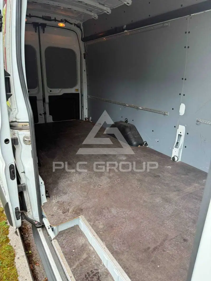 2023 Ford TRANSIT