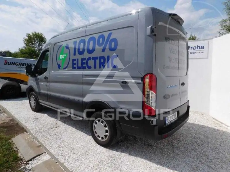 2023 Ford TRANSIT