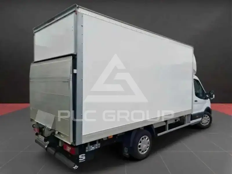2023 Ford TRANSIT