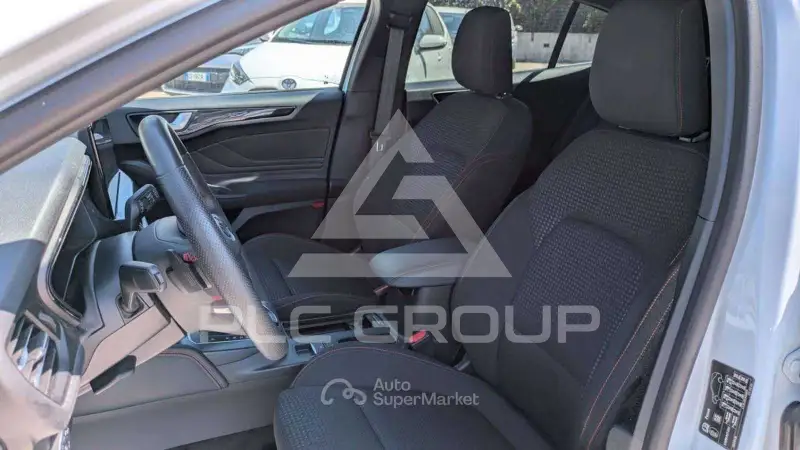 2023 Ford FOCUS