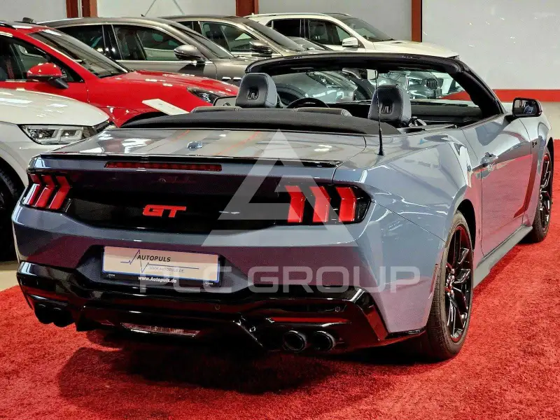 2023 Ford MUSTANG