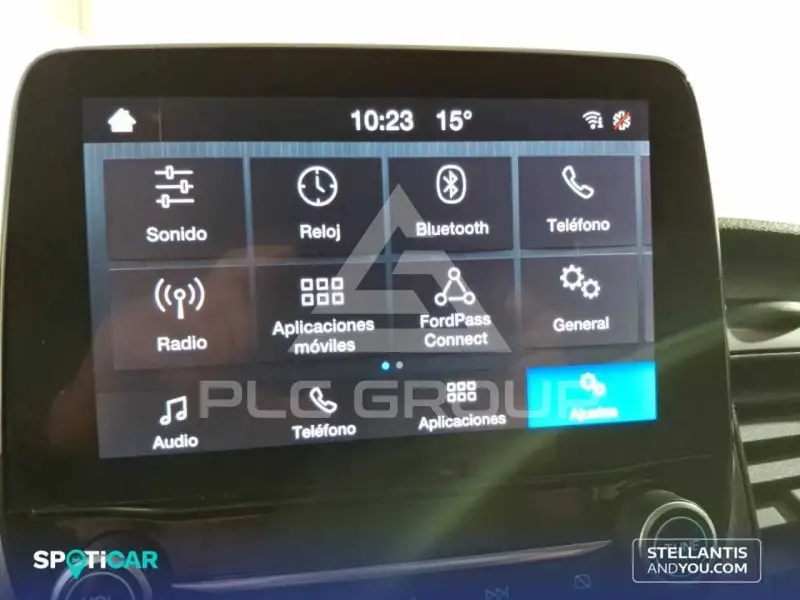 2023 Ford Tourneo