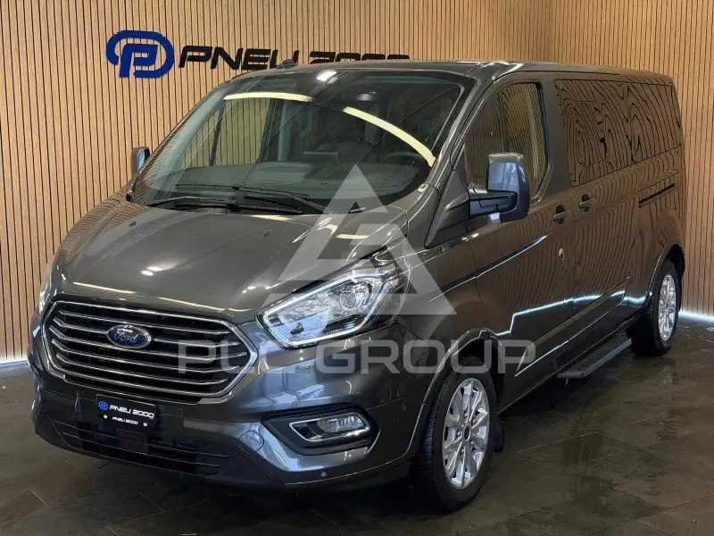 2023 Ford Tourneo