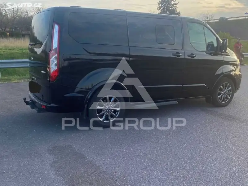 2023 Ford Tourneo