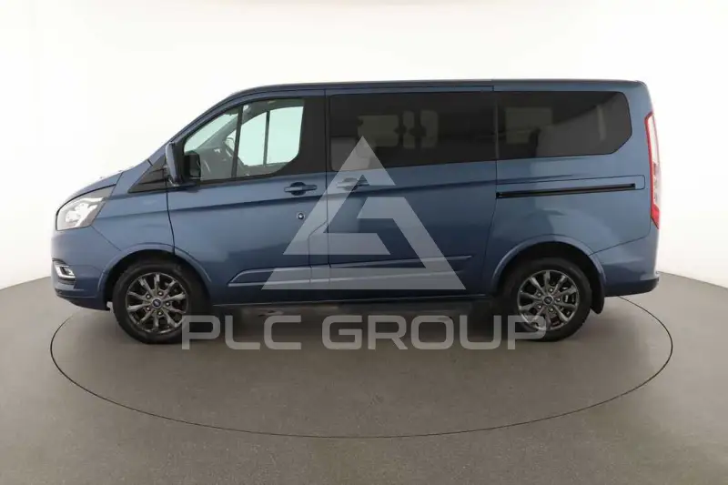 2023 Ford Tourneo