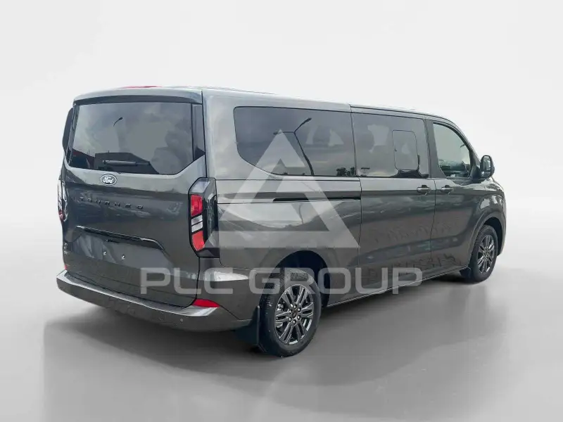 2023 Ford Tourneo