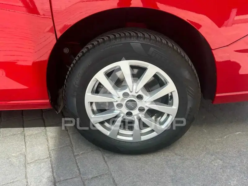 2023 Ford Tourneo