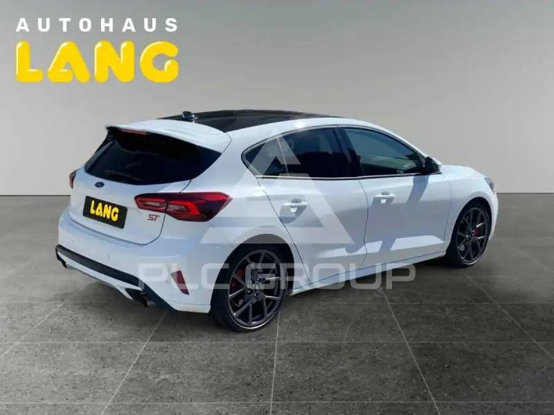 2023 Ford FOCUS
