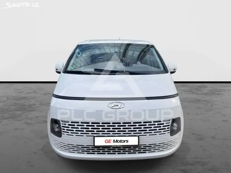 2023 Hyundai Staria