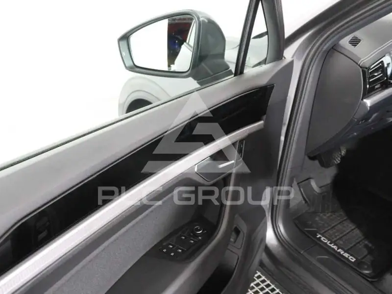 2023 Volkswagen Touareg