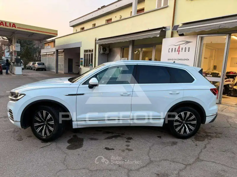 2023 Volkswagen Touareg