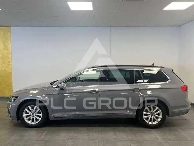 2023 Volkswagen Passat