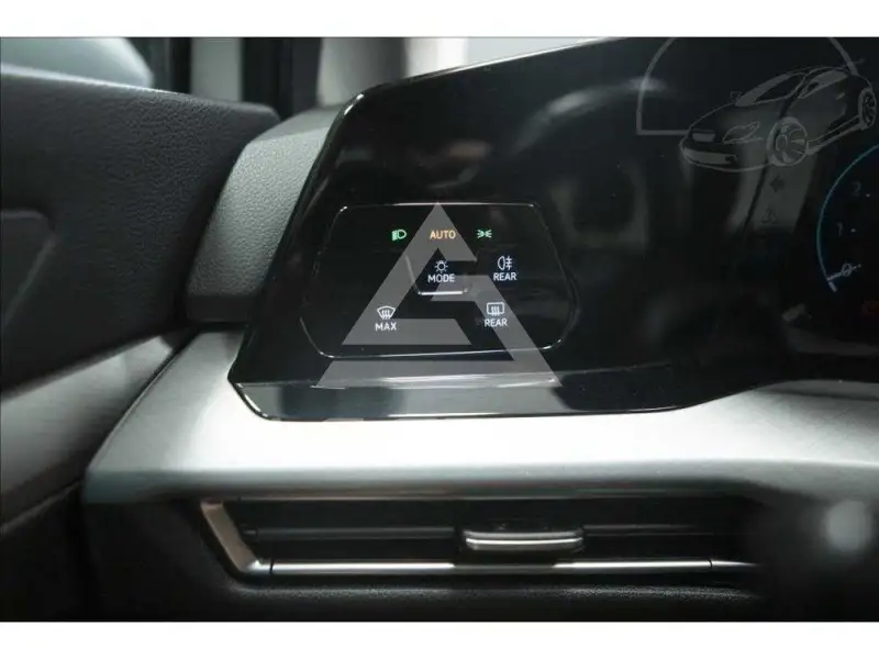 2023 Volkswagen GOLF