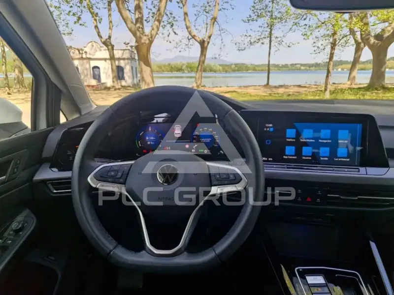 2023 Volkswagen GOLF