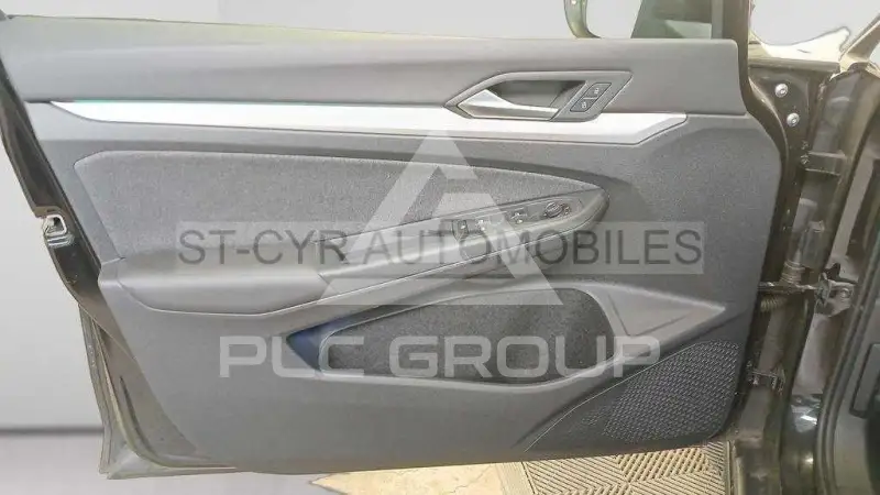 2023 Volkswagen GOLF