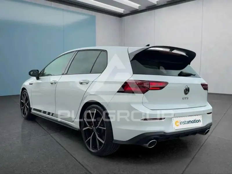 2023 Volkswagen GOLF