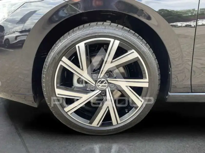 2023 Volkswagen GOLF