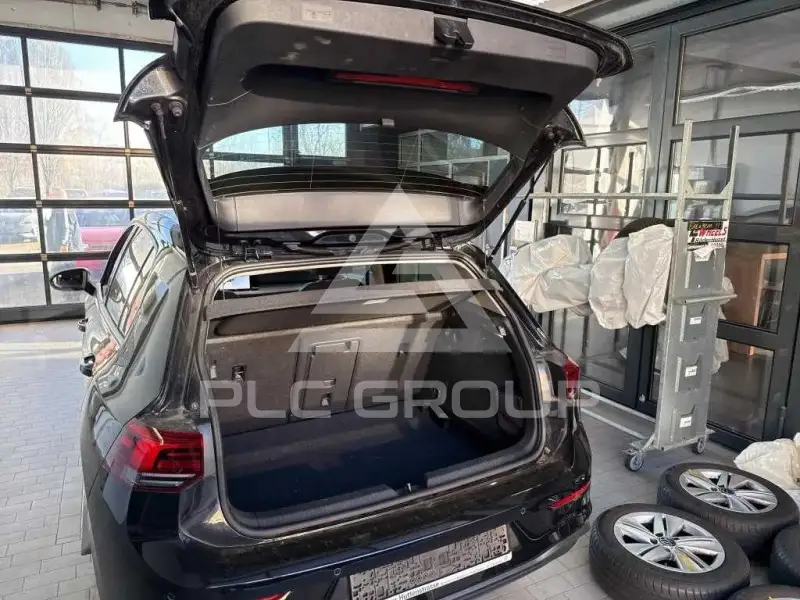 2023 Volkswagen GOLF