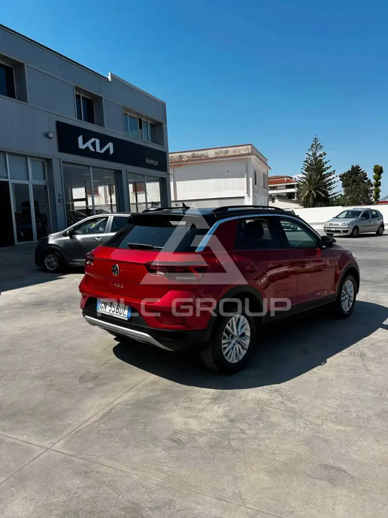 2023 Volkswagen T-Roc