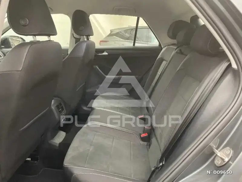 2023 Volkswagen T-Roc